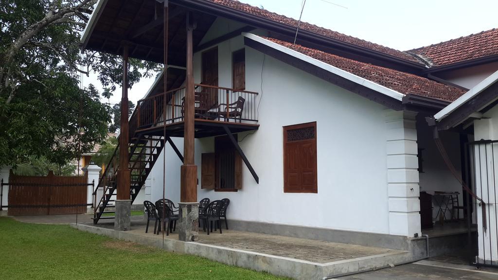 Villa Indrasiriya Ahangama Buitenkant foto