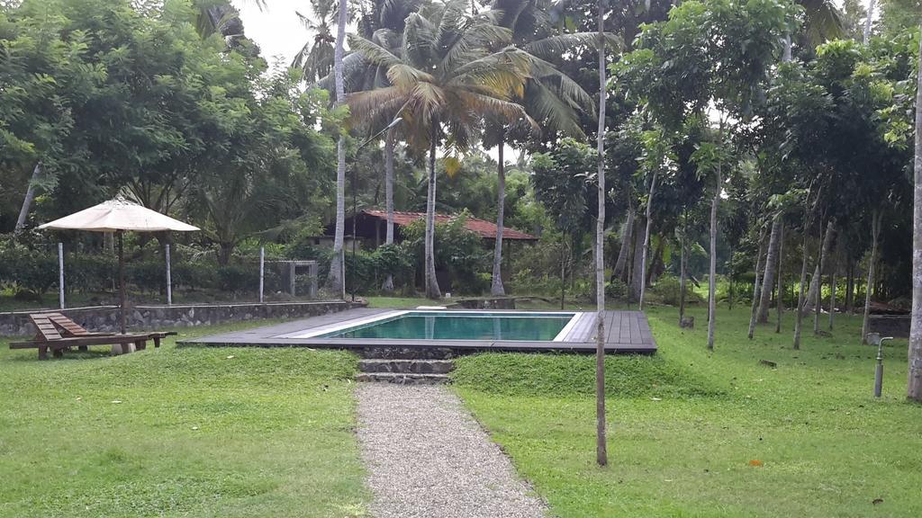 Villa Indrasiriya Ahangama Buitenkant foto