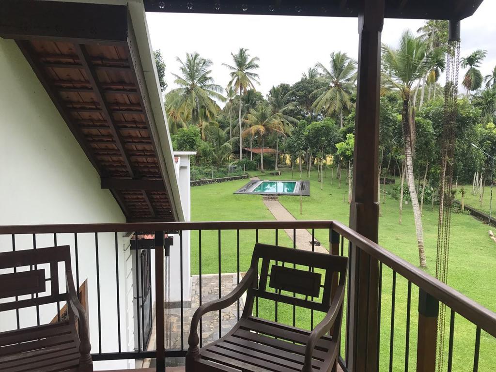 Villa Indrasiriya Ahangama Buitenkant foto